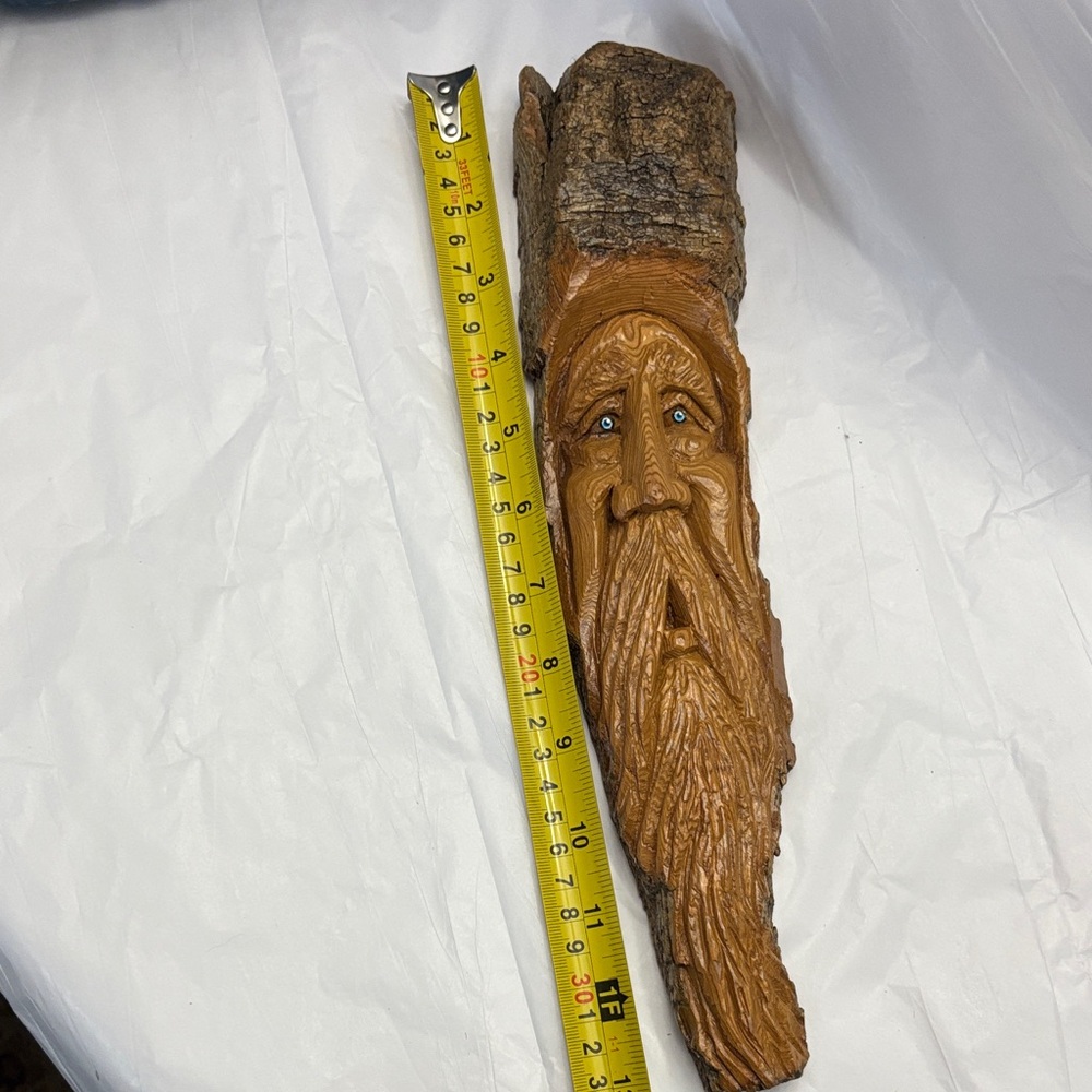 Hand-Carved Wooden Beard Face Wall Hanging - Rustic Brown - Picture 2 of 10